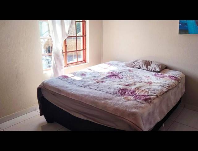 2 BEDROOM HOUSE FOR SALE IN WILLOWBROOK
